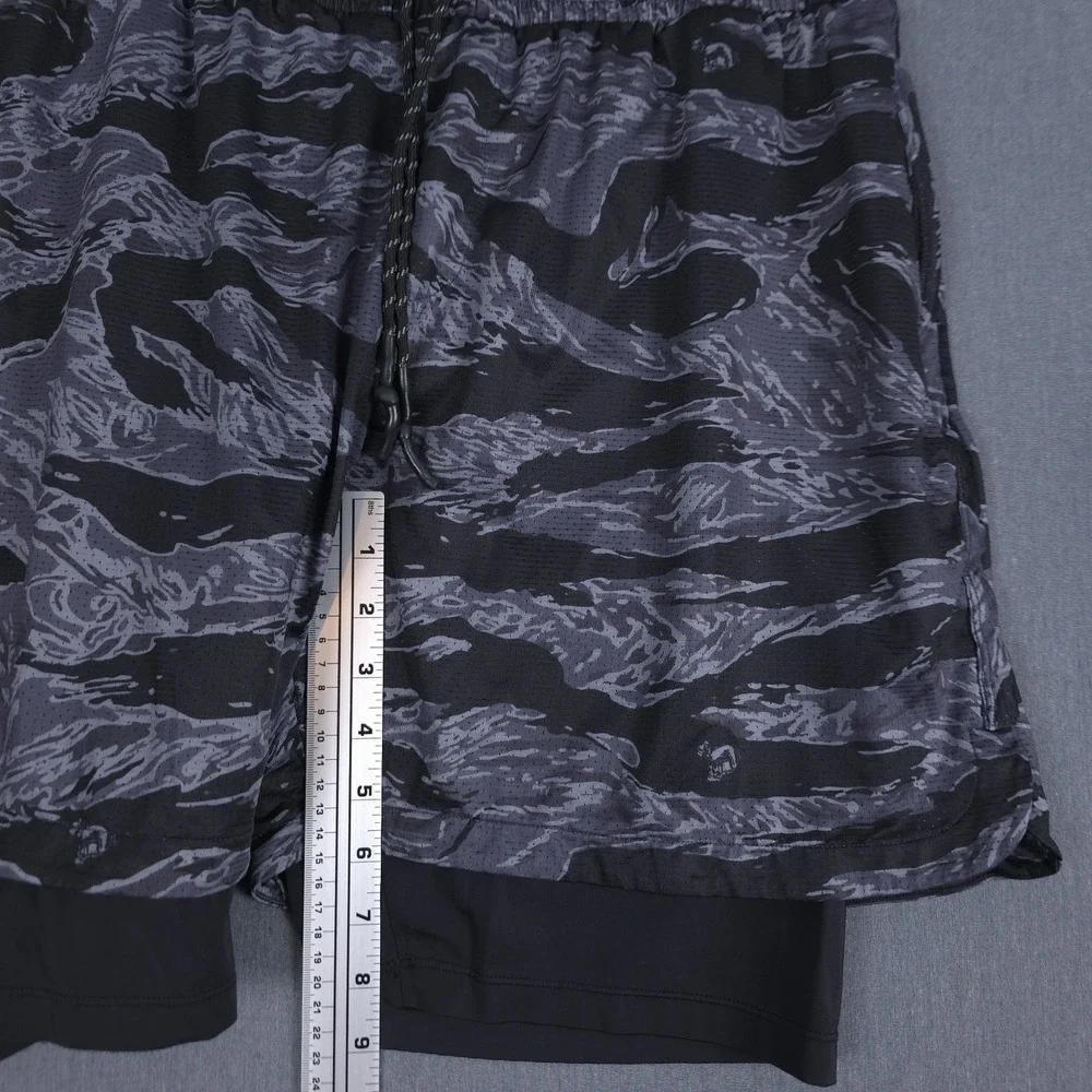 Savage Tacticians Shorts Mens XXL Gray Black Camo Lined Athletic Training Gym